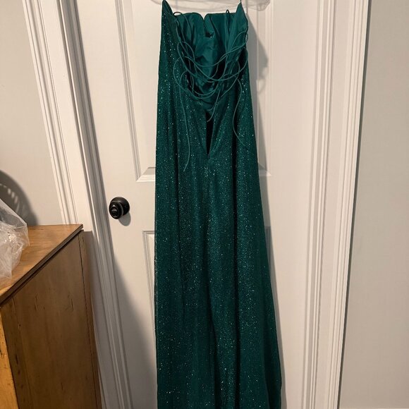 Ladivine by Cinderella divine Glitter Cowl Corset A-line Gown: Green Sz: 8 - Picture 5 of 5